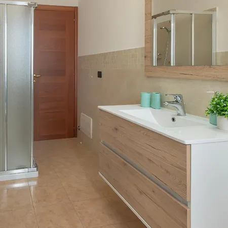 Apartment Carbonia 2 *